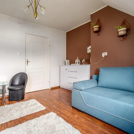 Apartament *
